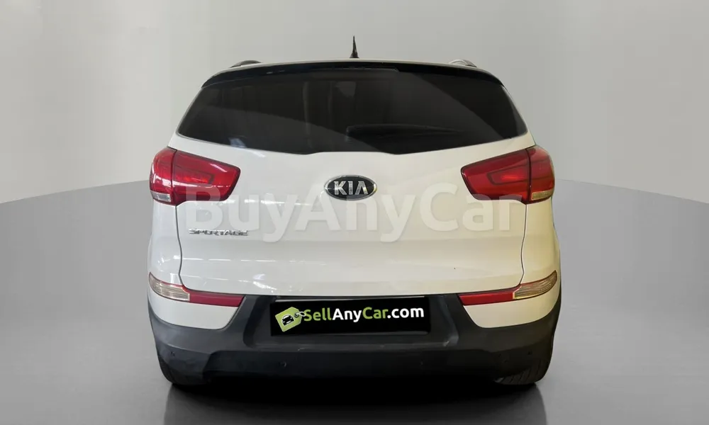 Vehicle photo 2