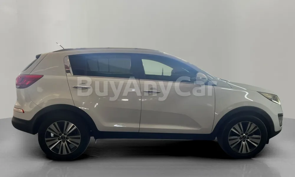 Vehicle photo 3