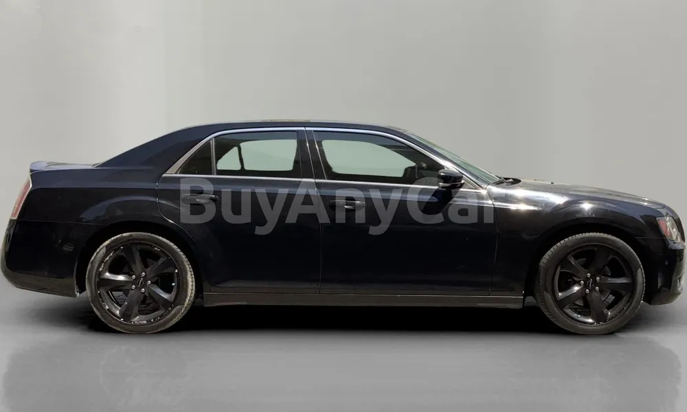 Vehicle photo 3