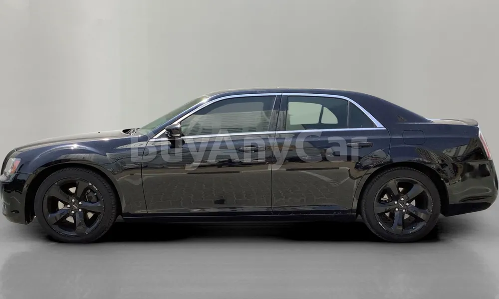 Vehicle photo 4
