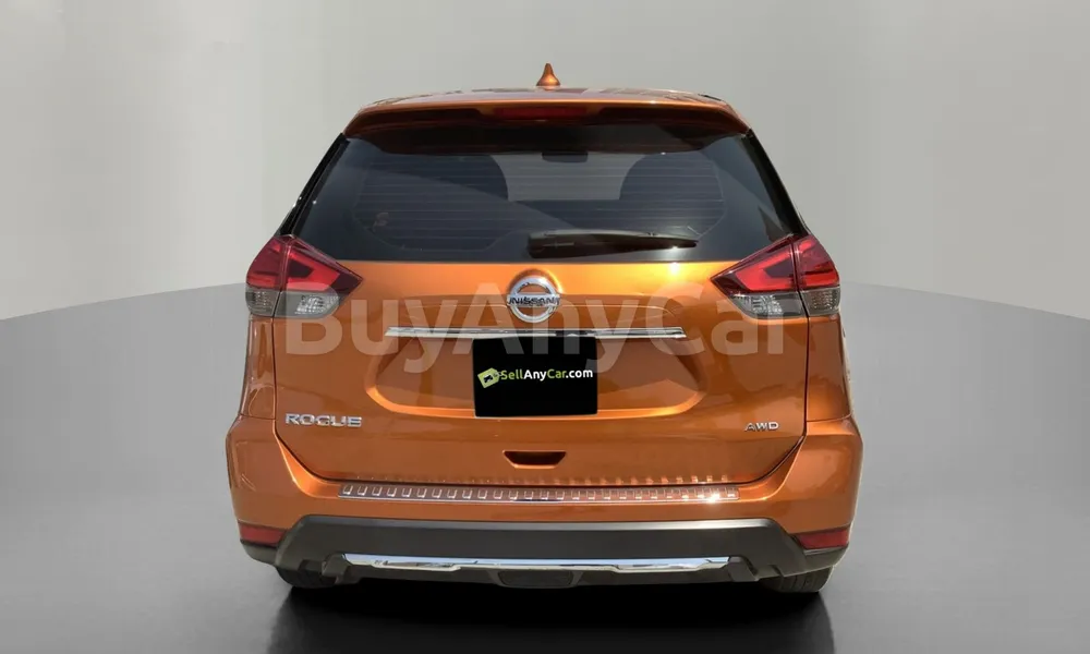 Vehicle photo 2