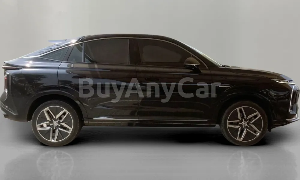 Vehicle photo 3