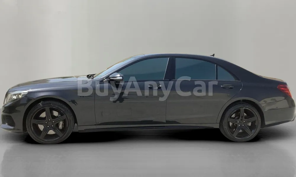 Vehicle photo 4
