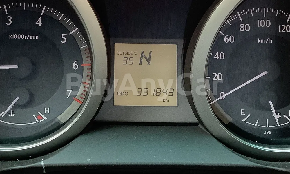 Vehicle photo 6
