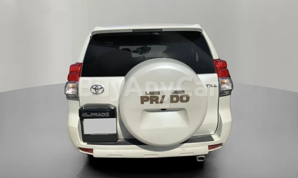 Vehicle photo 2