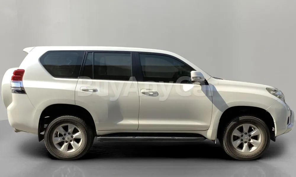 Vehicle photo 3