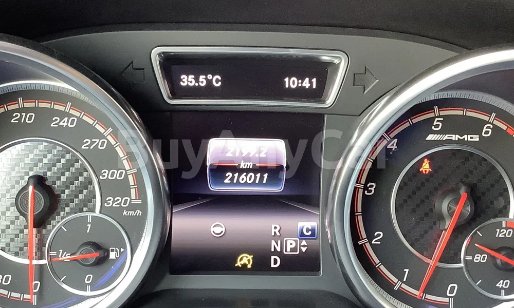 Vehicle photo 8
