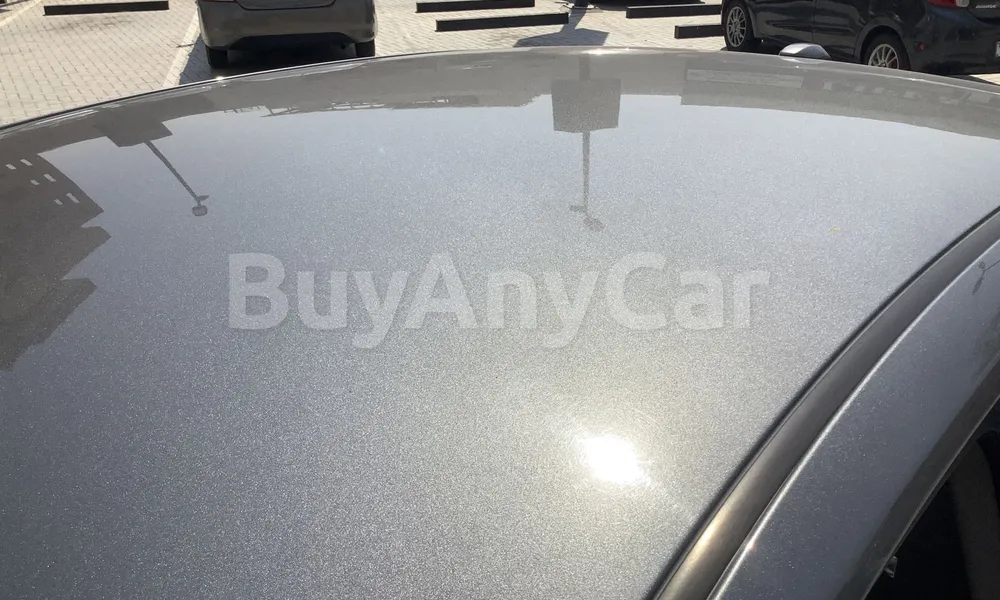 Vehicle photo 5