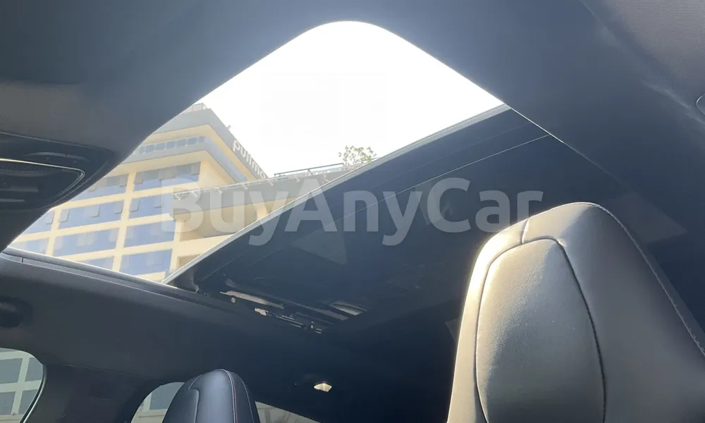 Vehicle photo 9