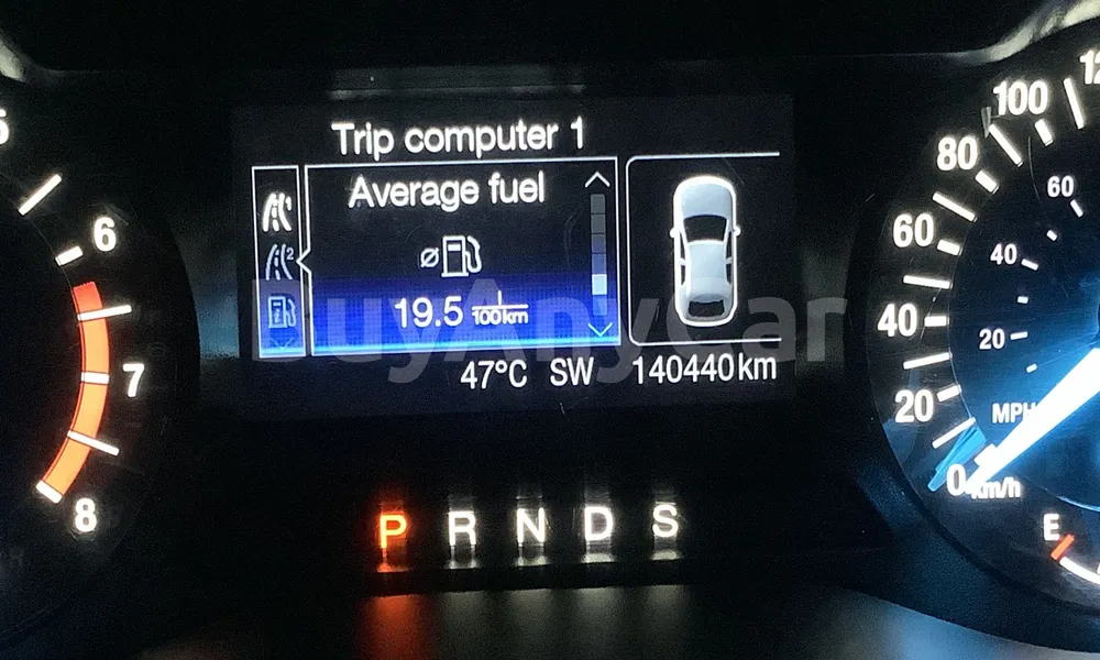 Vehicle photo 7