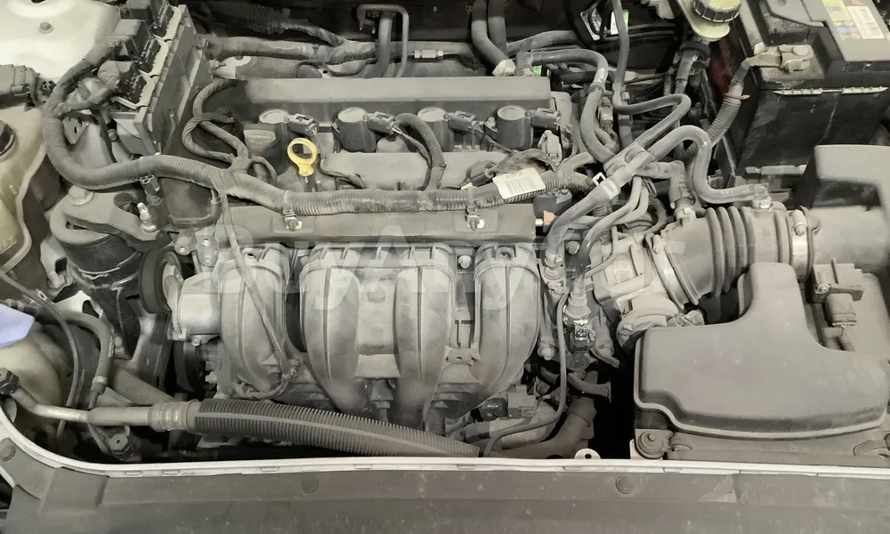 Vehicle photo 6