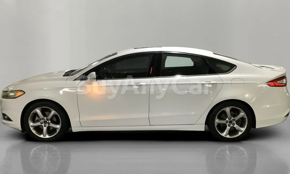Vehicle photo 4