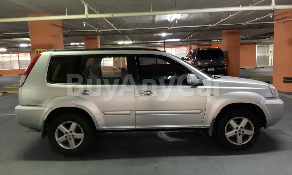 Vehicle photo 3