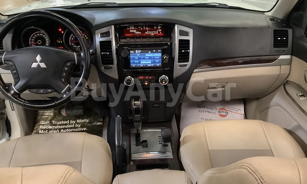 Vehicle photo 8
