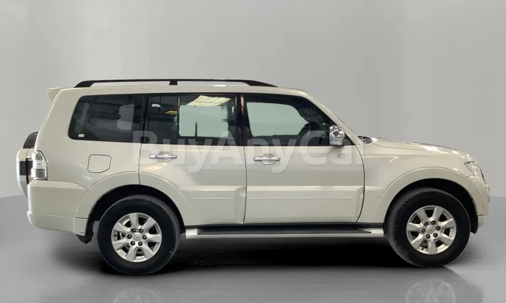 Vehicle photo 3