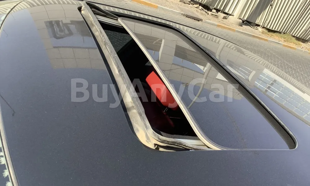 Vehicle photo 5