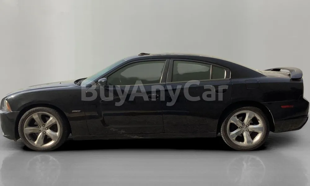 Vehicle photo 4