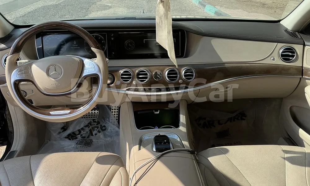 Vehicle photo 9