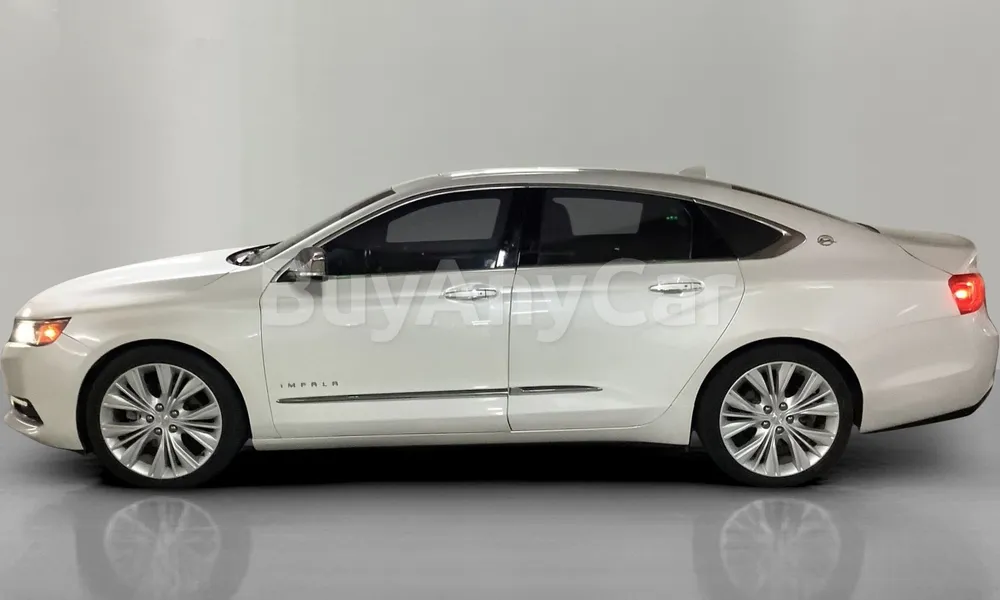 Vehicle photo 4