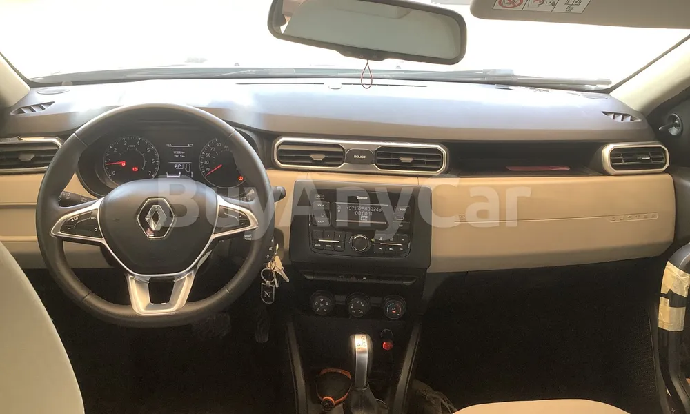 Vehicle photo 6