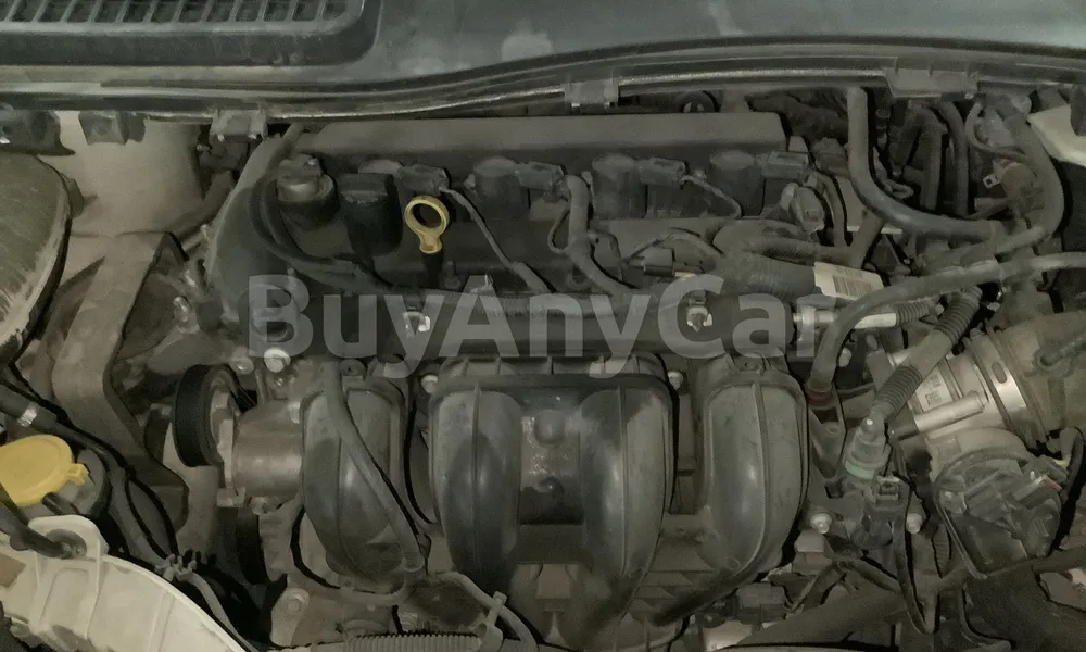 Vehicle photo 7