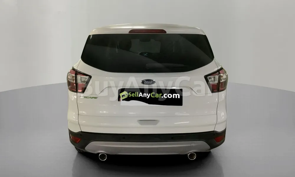 Vehicle photo 2