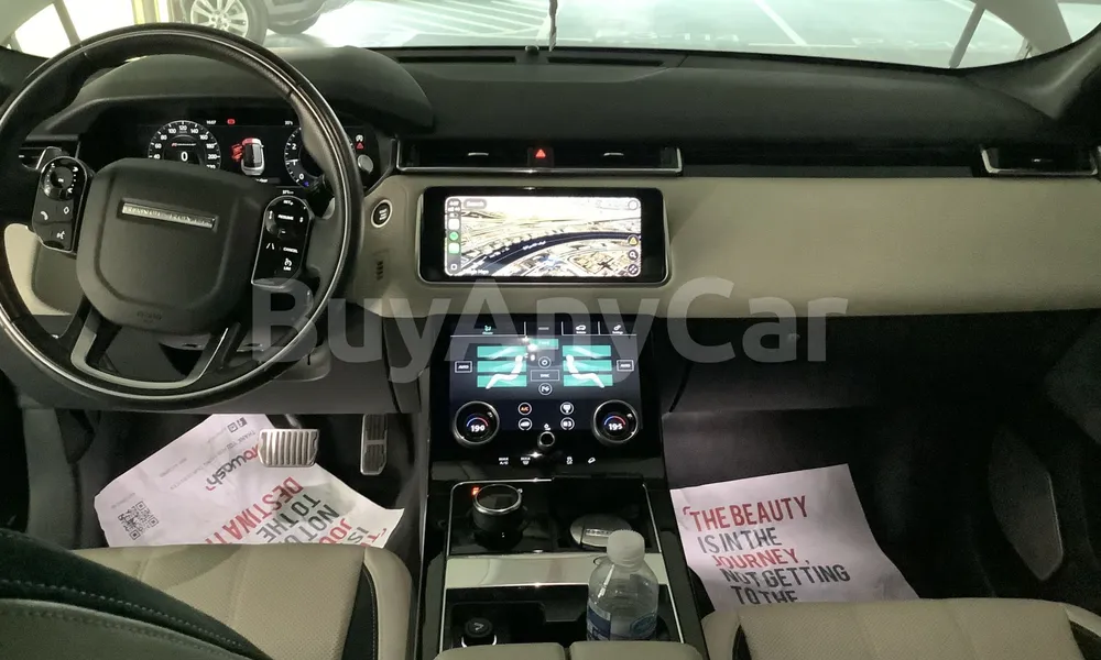 Vehicle photo 8