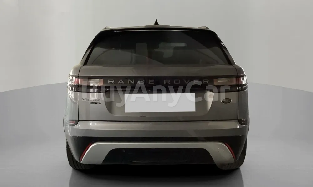Vehicle photo 2