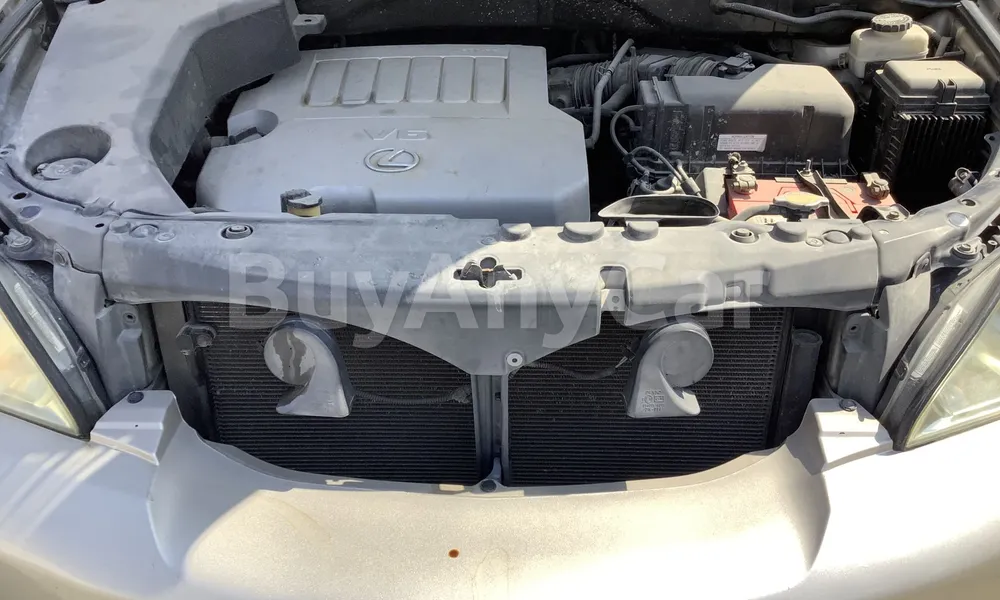 Vehicle photo 6