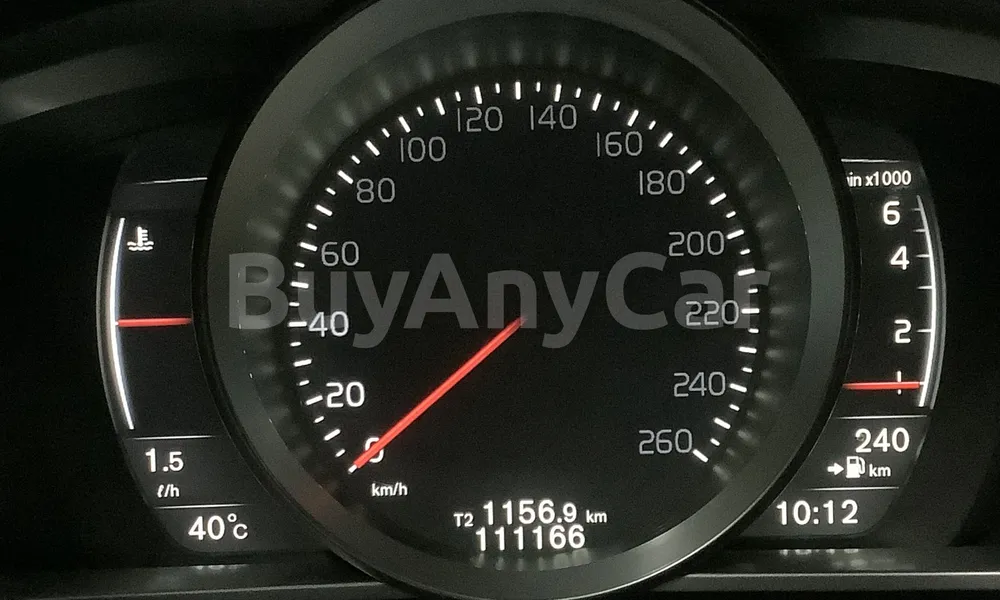 Vehicle photo 8