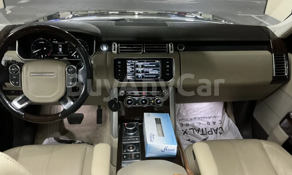 Vehicle photo 8