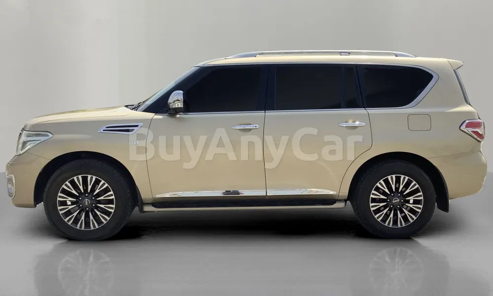Vehicle photo 4