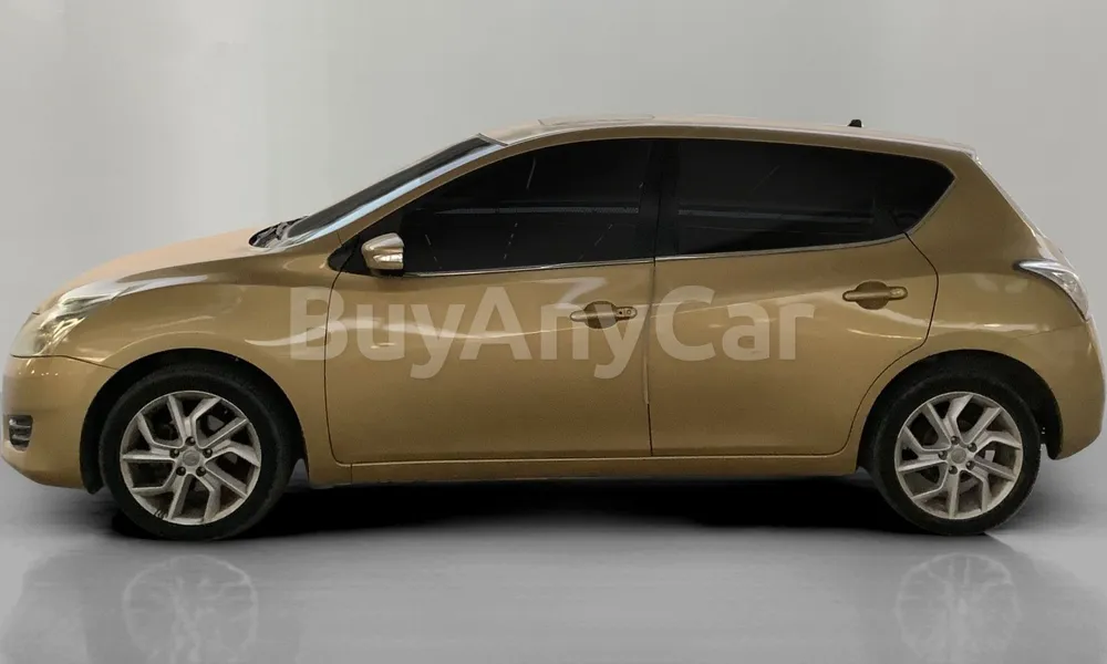 Vehicle photo 4