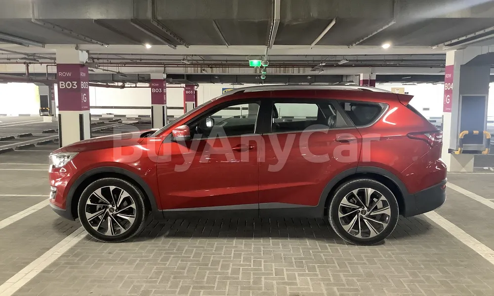 Vehicle photo 4
