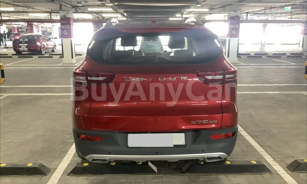 Vehicle photo 2