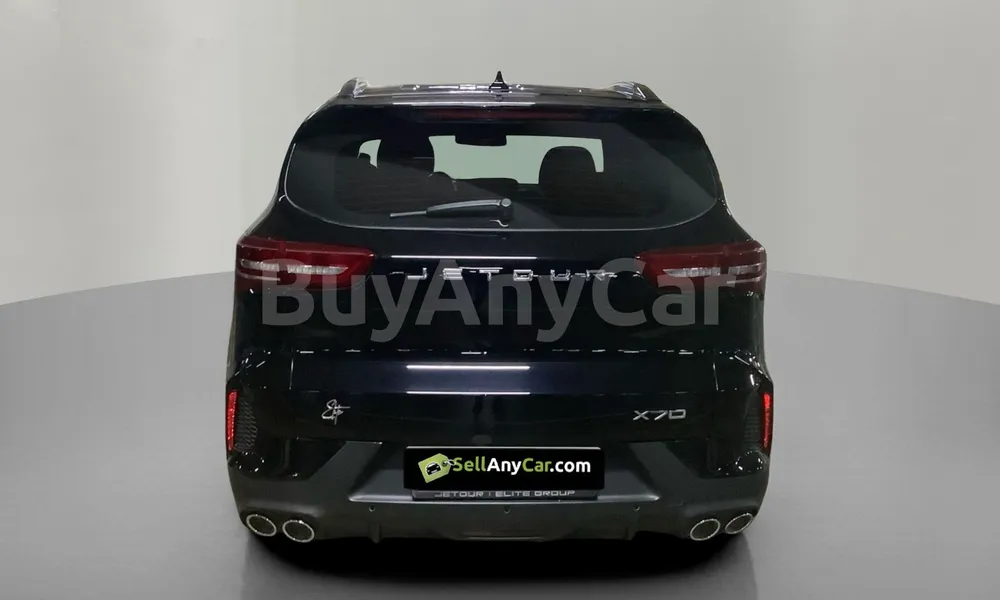 Vehicle photo 2