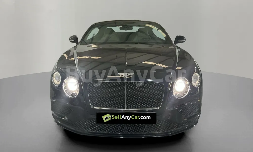 Vehicle photo 1