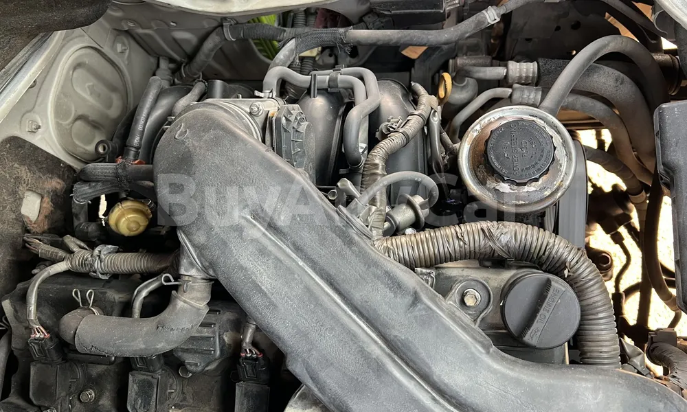 Vehicle photo 6