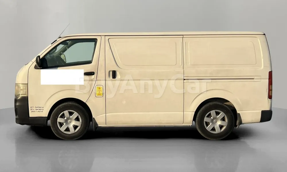 Vehicle photo 4
