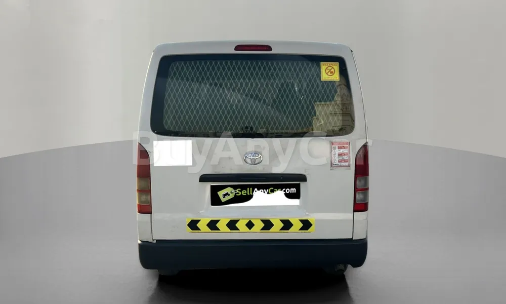 Vehicle photo 2