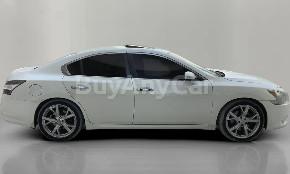 Vehicle photo 3