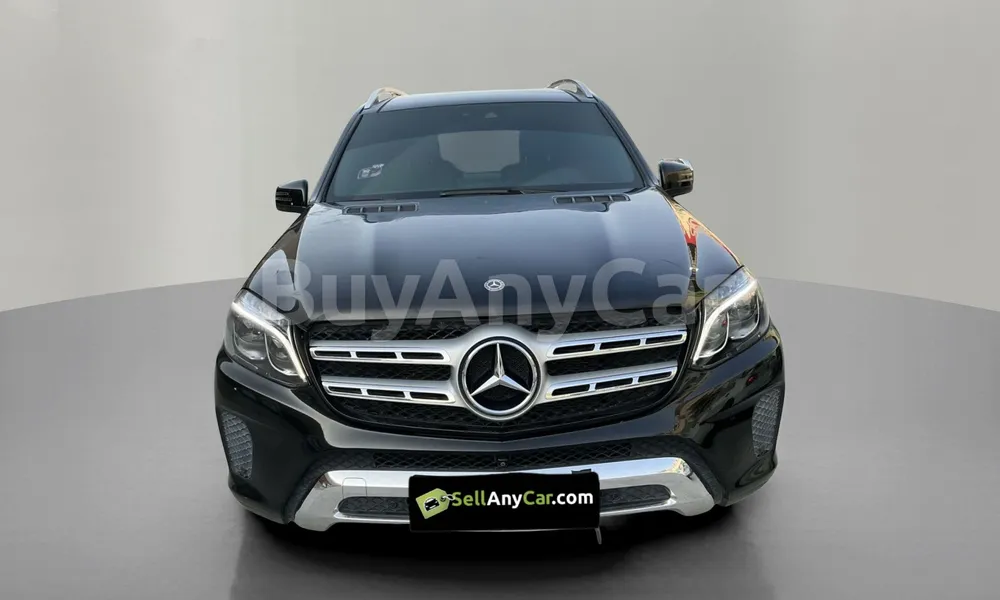 Vehicle photo 1