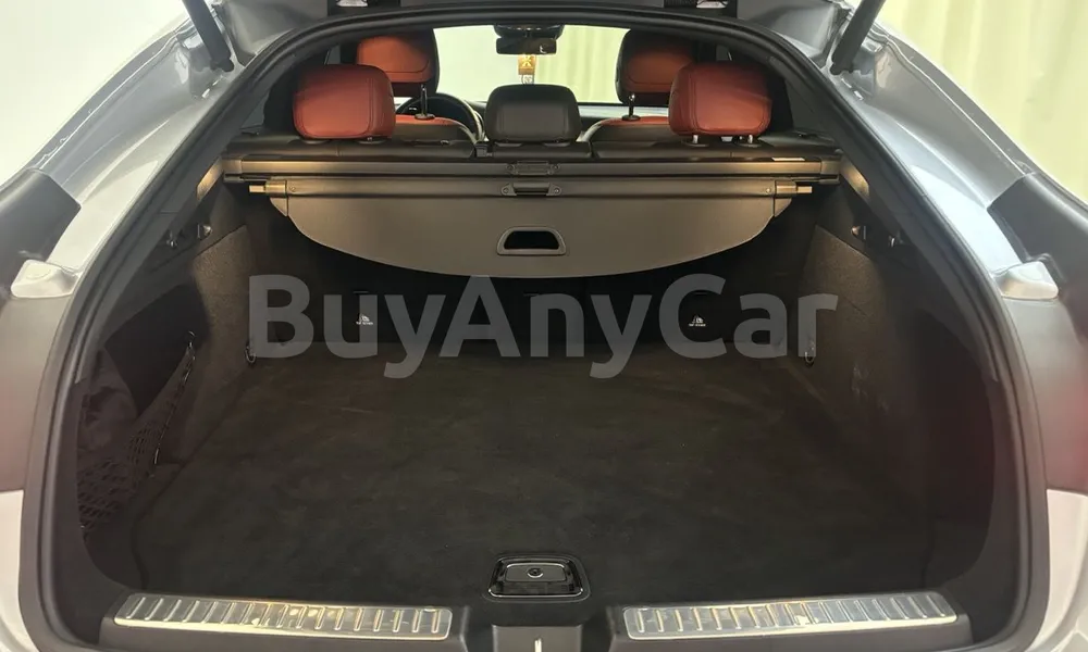 Vehicle photo 15