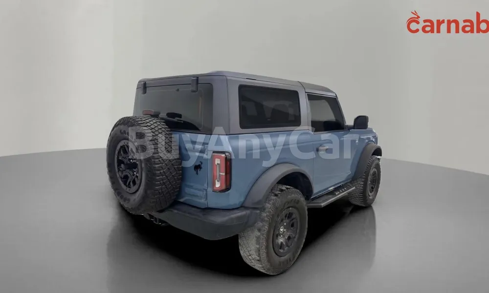 Vehicle photo 9