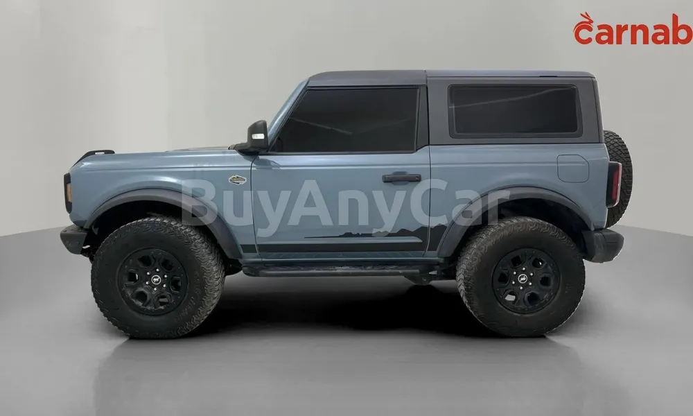 Vehicle photo 4