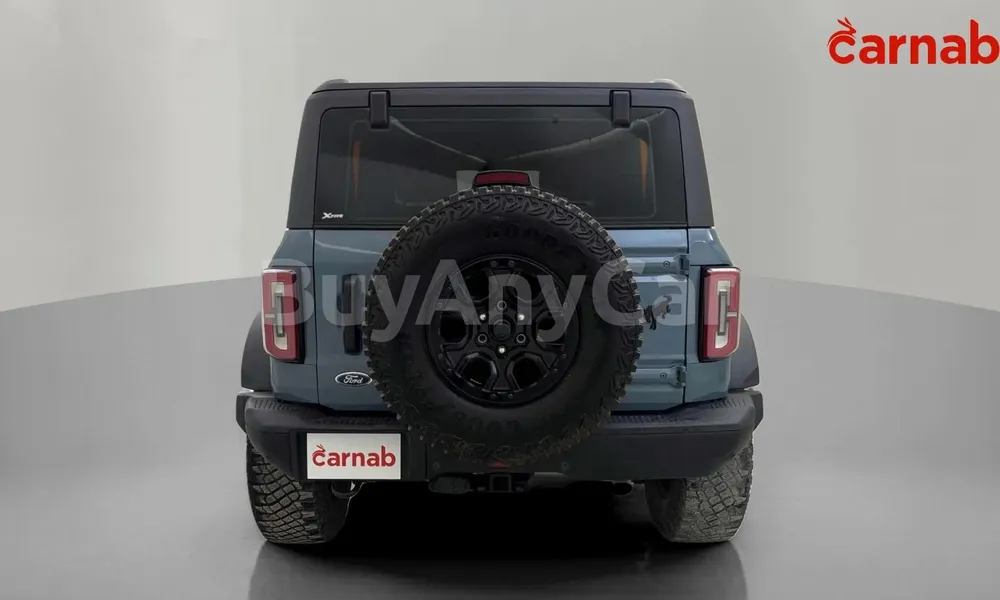 Vehicle photo 2