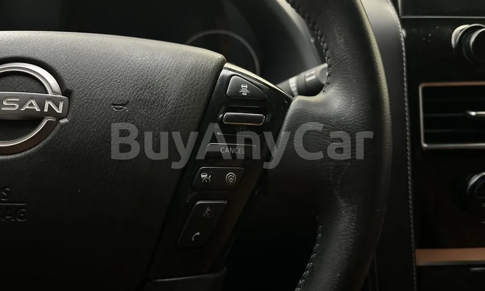 Vehicle photo 13