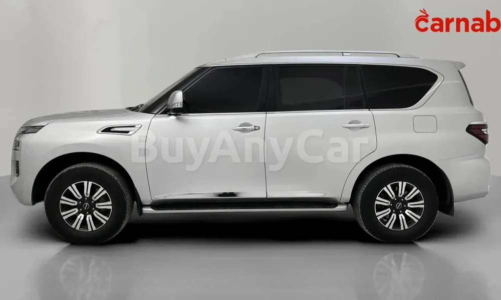 Vehicle photo 6