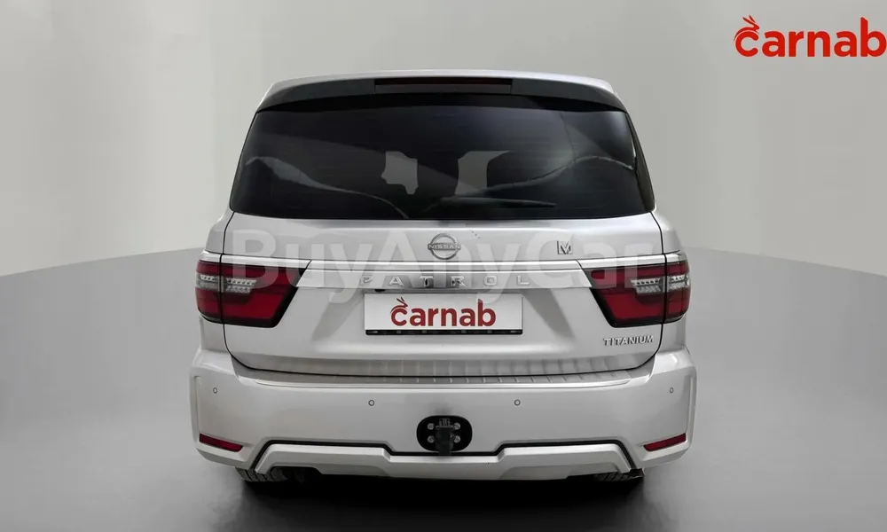 Vehicle photo 2