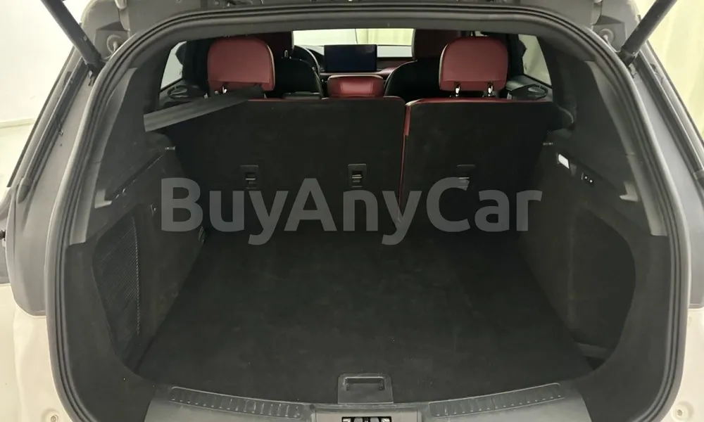 Vehicle photo 14
